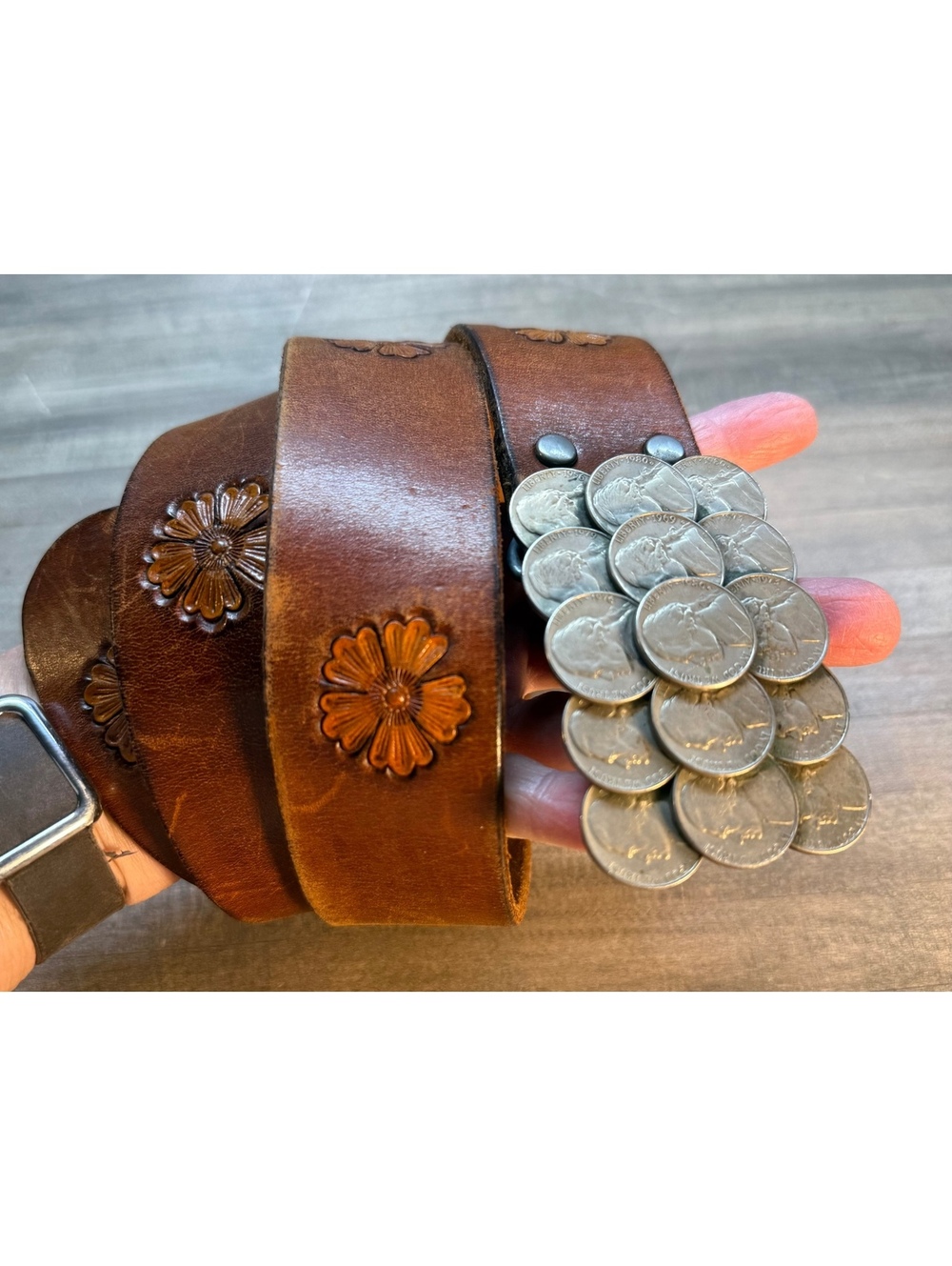 Vintage Tooled Leather Belt Floral Embossed Coin Accents 45” Western (Be1/14)